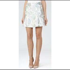 Reiss mint green mini skirt size 10 NWT